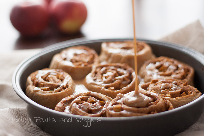Fat Free, Whole Wheat Apple Pie Cinnamon Rolls