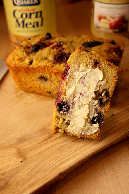 cornbread-slice