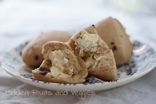 Whole Wheat Olive Rolls