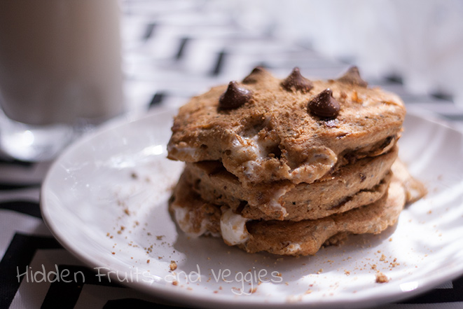 S'mores Pancakes -- using Annie's graham crackers. #Giveaway on @hiddenfruitnveg ending 11/5/2013