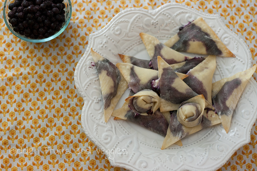 Wild Blueberry Cheesecake Dessert Wontons