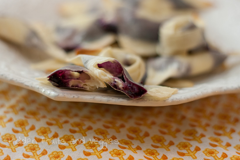 Wild Blueberry Cheesecake Dessert Wontons